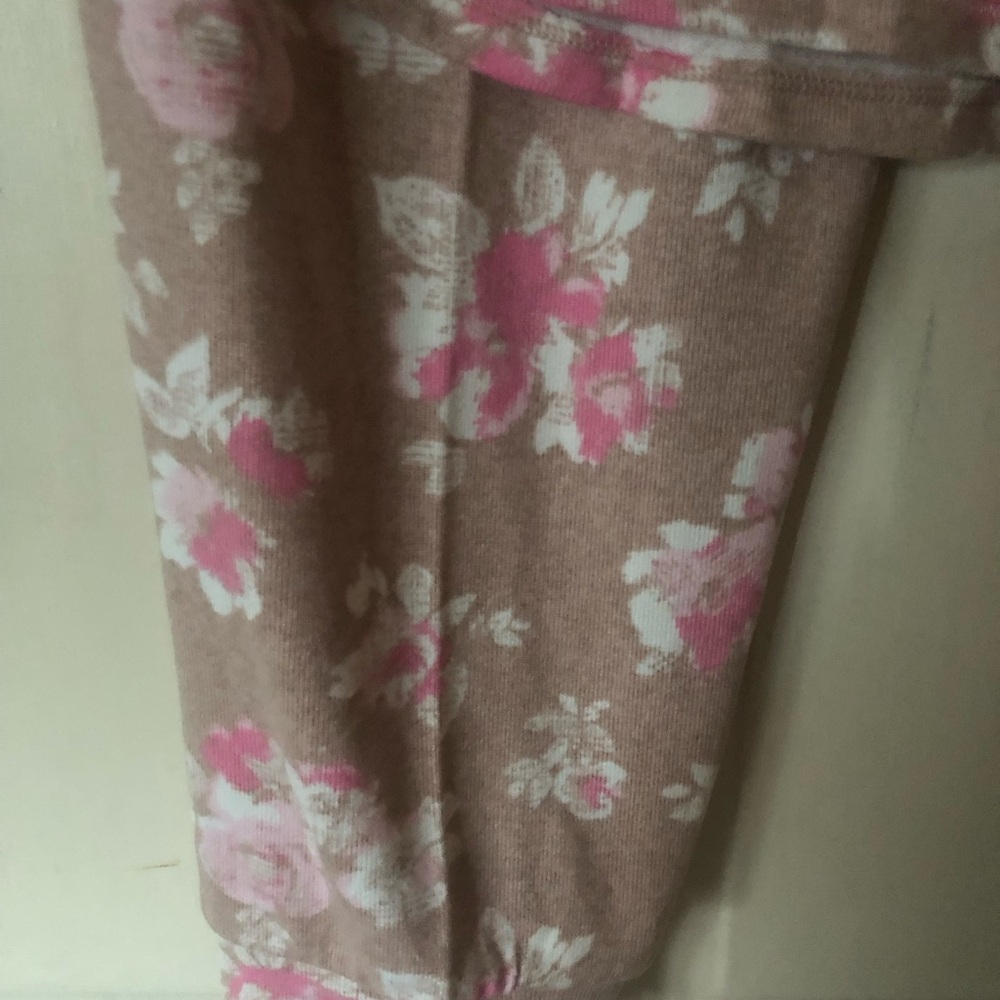 Cuddl Duds Floral Long Sleeve Pajama set - Picture 6 of 16